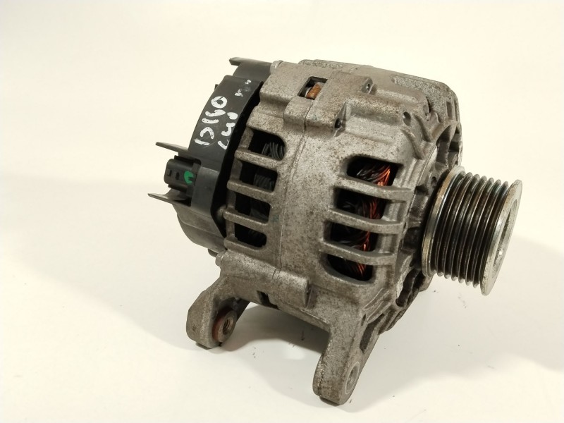 Recambio de alternador para renault clio iii exception referencia OEM IAM 8200654541C 111219689 TG9B042