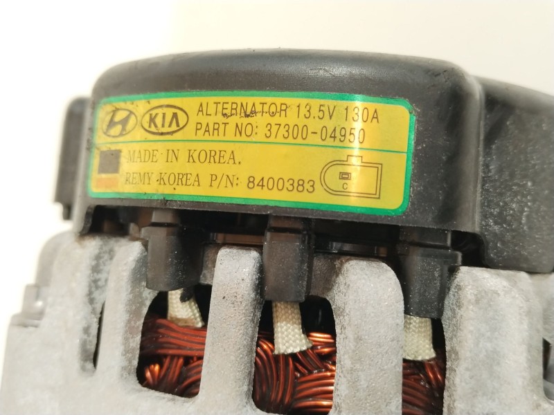Recambio de alternador para kia stonic (ybcuv) black edition referencia OEM IAM 3730004950  
