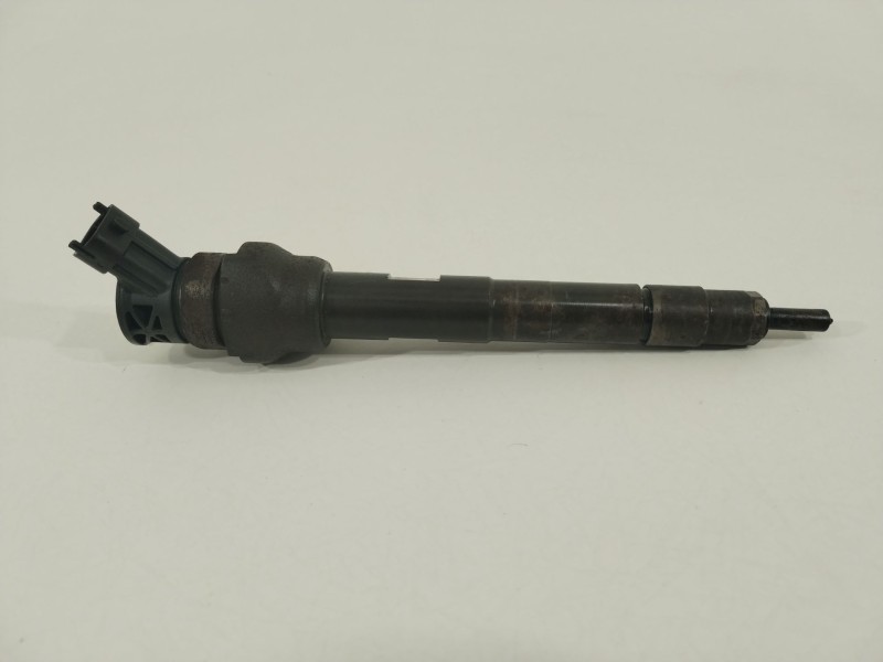 Recambio de inyector para land rover range rover evoque (l538) 2.0 d referencia OEM IAM G4D39K546AA  