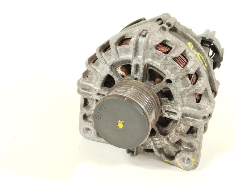 Recambio de alternador para dacia lodgy comfort referencia OEM IAM 231004719R  