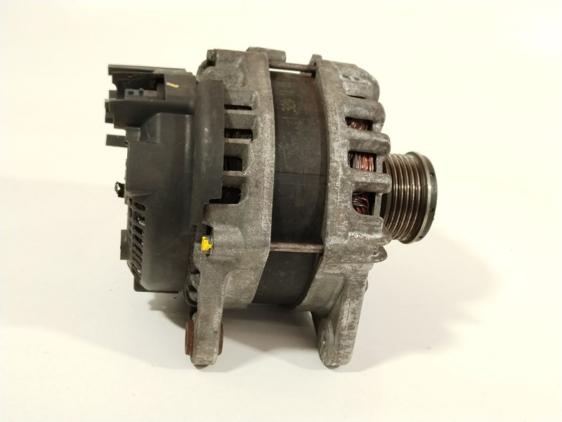 Recambio de alternador para dacia lodgy comfort referencia OEM IAM 231004719R  