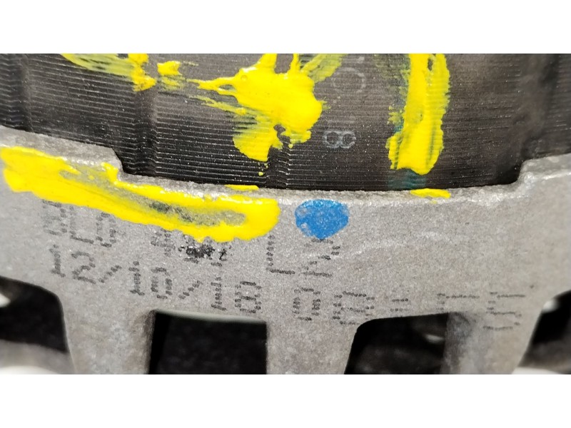 Recambio de alternador para renault clio iv (bh_) 0.9 tce 90 referencia OEM IAM 231008593R  F000BL0410