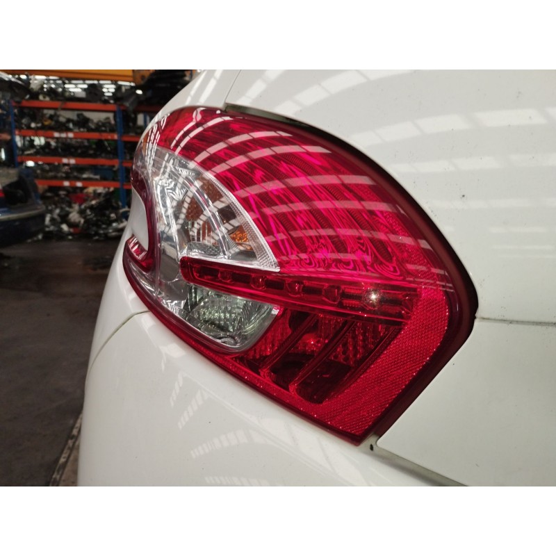 Recambio de piloto trasero izquierdo para peugeot 208 i (ca_, cc_) 1.2 vti 82 referencia OEM IAM 9672628280  