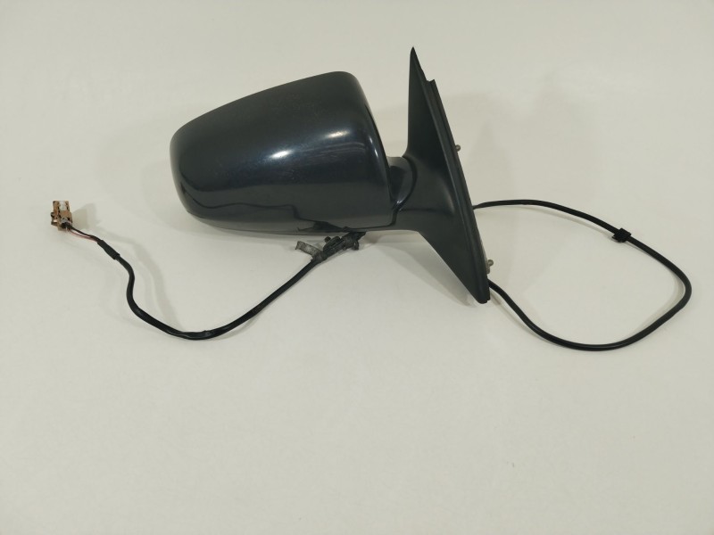 Recambio de retrovisor derecho para audi a4 b6 (8e2) 1.9 tdi referencia OEM IAM 8E1858532AA  