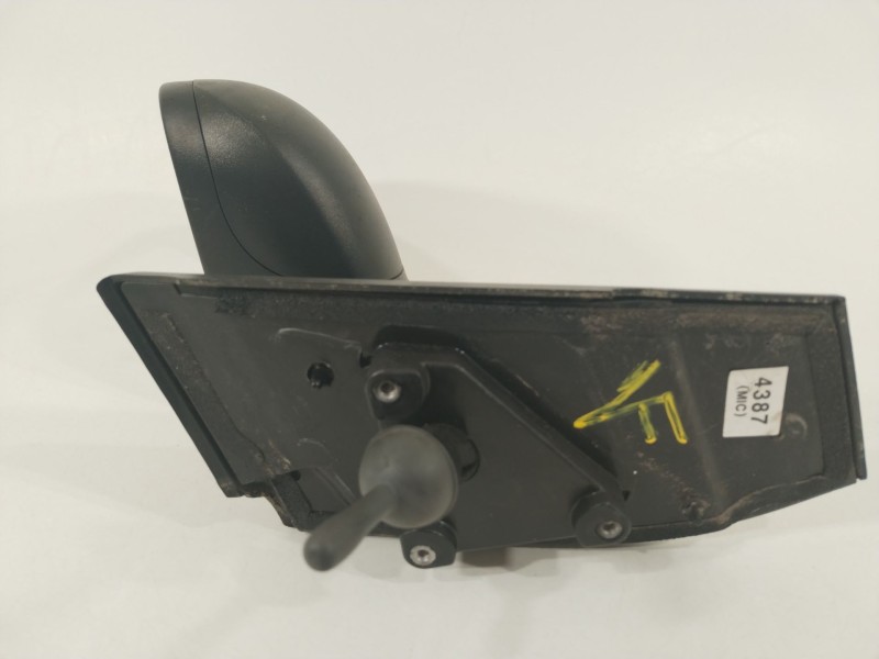 Recambio de retrovisor izquierdo para chevrolet spark basis referencia OEM IAM 95211926  