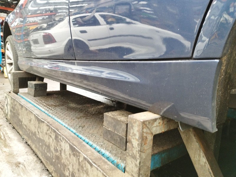 Recambio de faldon lateral para bmw 3 (e90) 318 d referencia OEM IAM   