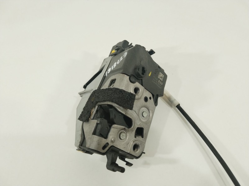 Recambio de cerradura puerta trasera izquierda para peugeot 3008 confort referencia OEM IAM 724539  