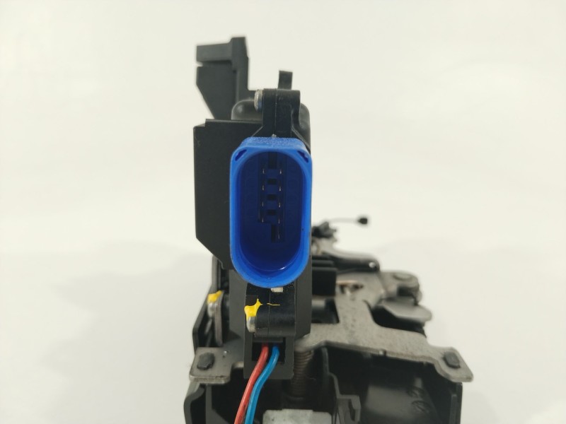 Recambio de cerradura puerta delantera izquierda para volkswagen golf v berlina (1k1) gt sport referencia OEM IAM 3D1837016AB  