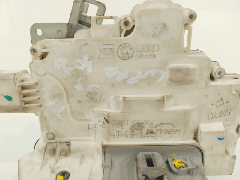 Recambio de cerradura puerta trasera izquierda para seat leon (1p1) 2.0 cupra r referencia OEM IAM 1P0839015  