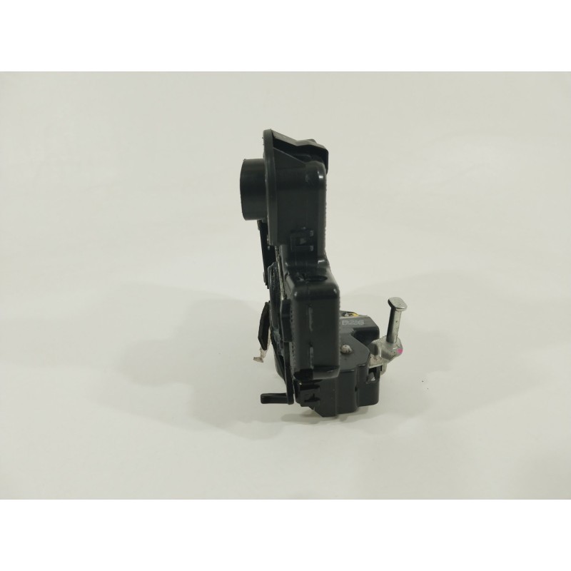 Recambio de cerradura puerta trasera izquierda para toyota avensis wagon (t25) 2.0 turbodiesel cat referencia OEM IAM 6906002102