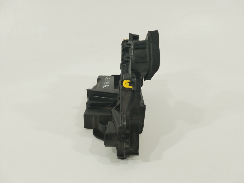 Recambio de cerradura puerta delantera izquierda para audi a3 sportback (8y) gy referencia OEM IAM 5TB837015C  