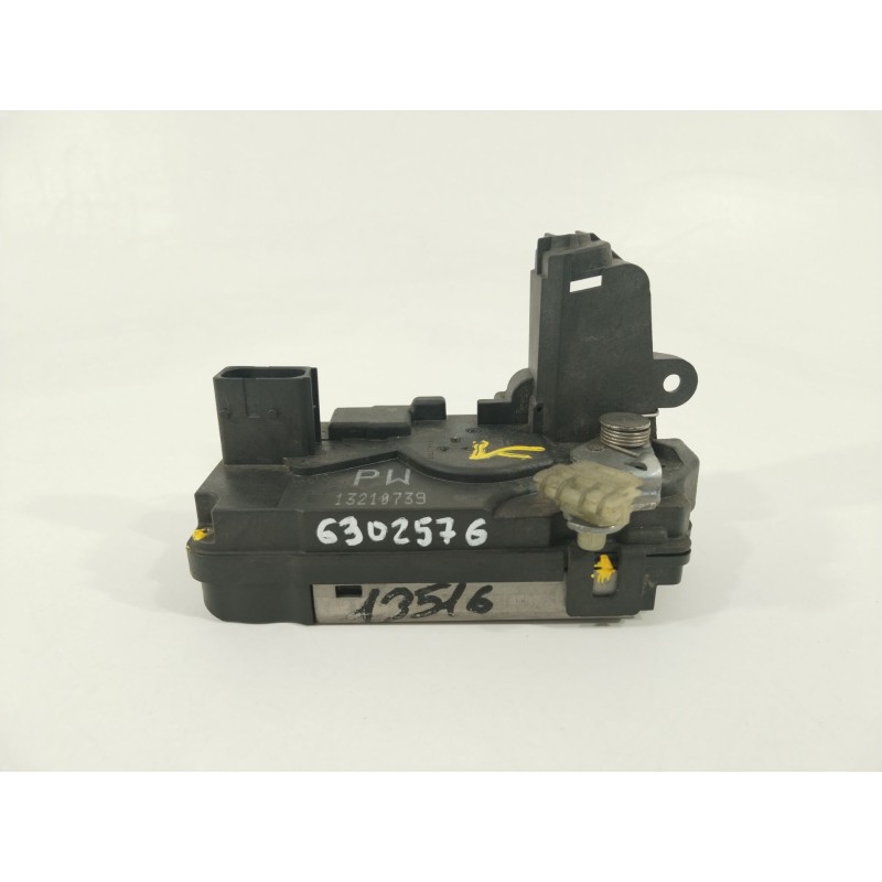 Recambio de cerradura puerta trasera derecha para opel astra h (a04) 1.3 cdti (l48) referencia OEM IAM 13210739  