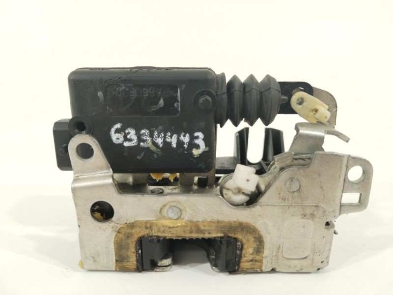 Recambio de cerradura puerta delantera derecha para dacia duster (hs_) 1.5 dci (hsaj) referencia OEM IAM 8200735224  