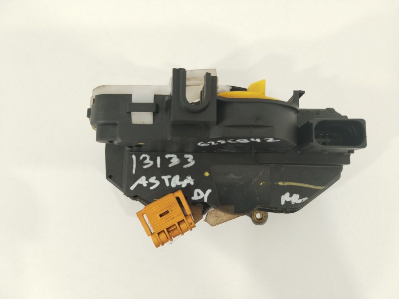 Recambio de cerradura puerta delantera izquierda para opel astra j sports tourer enjoy referencia OEM IAM 3023881LH  