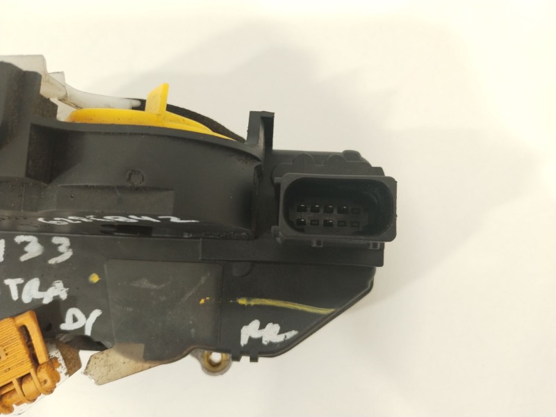 Recambio de cerradura puerta delantera izquierda para opel astra j sports tourer enjoy referencia OEM IAM 3023881LH  