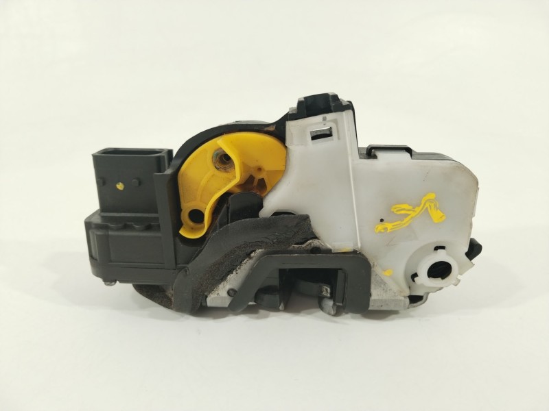 Recambio de cerradura puerta delantera izquierda para opel astra j sports tourer enjoy referencia OEM IAM 3023881LH  