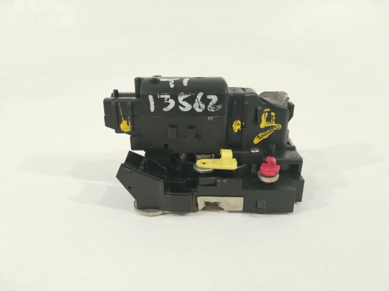 Recambio de cerradura puerta trasera izquierda para dacia dokker monospace (ke_) 1.6 lpg referencia OEM IAM 805035239R  