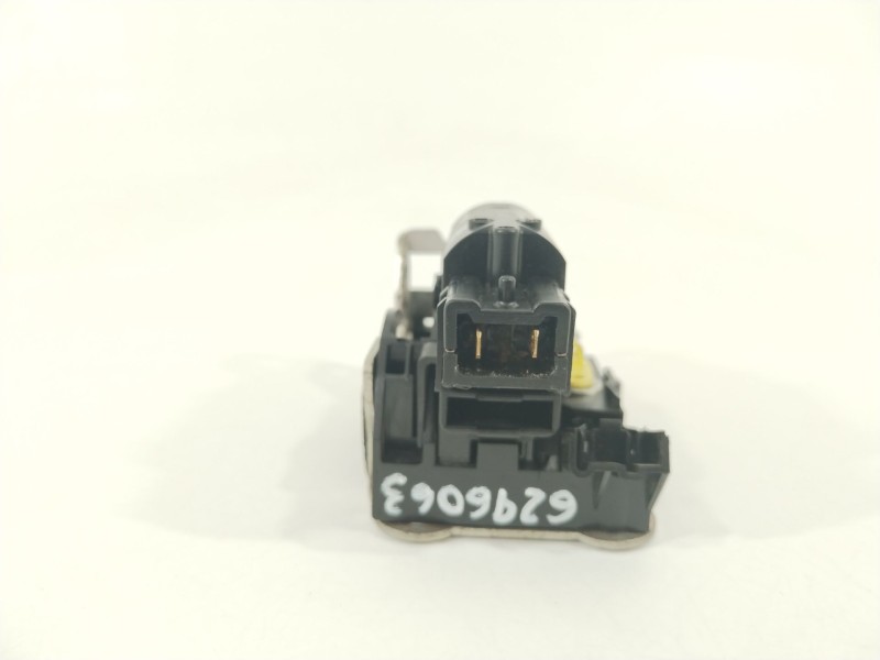 Recambio de cerradura puerta trasera izquierda para dacia dokker monospace (ke_) 1.6 lpg referencia OEM IAM 805035239R  