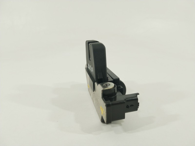 Recambio de cerradura maletero / porton para peugeot 208 style referencia OEM IAM 9684648680  