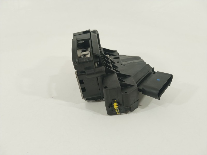 Recambio de cerradura puerta delantera derecha para ford focus iii sedán 1.6 ti referencia OEM IAM 921760102  