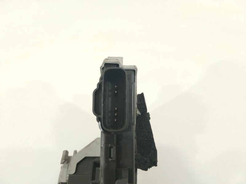 Recambio de cerradura puerta trasera derecha para hyundai ioniq elektro referencia OEM IAM 81420G2000  