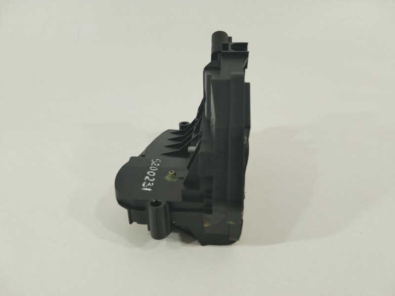 Recambio de cerradura puerta delantera izquierda para ford tourneo connect trend referencia OEM IAM 2049023  