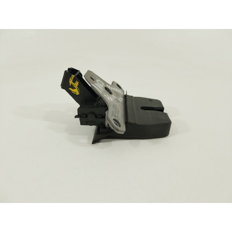 Recambio de cerradura maletero / porton para ford focus turn. st-line b&r referencia OEM IAM 1041155005  8M51R442A66DC