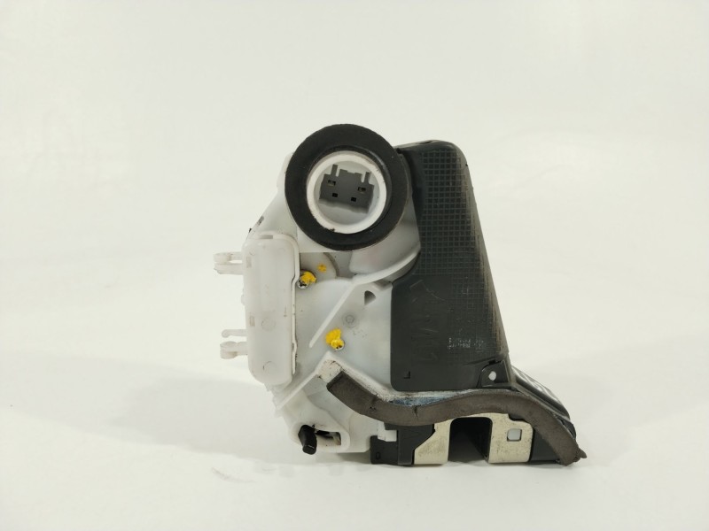 Recambio de cerradura puerta trasera derecha para toyota yaris active referencia OEM IAM 02014110F1  