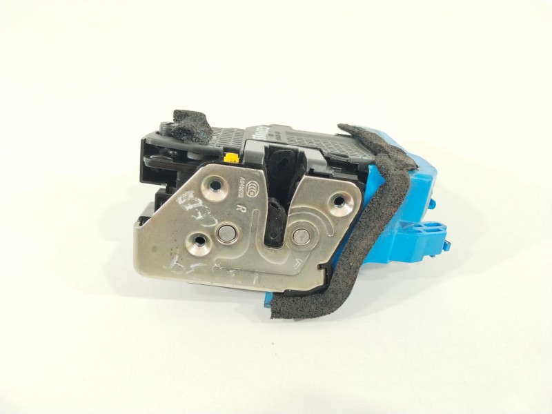 Recambio de cerradura puerta trasera derecha para kia cee´d (jd) 1.4 cvvt referencia OEM IAM 81420A2000  