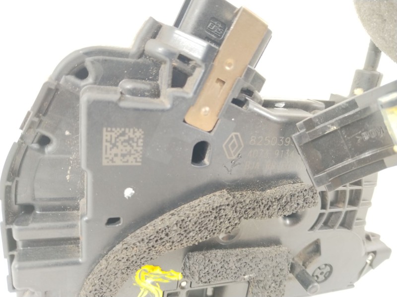 Recambio de cerradura puerta trasera izquierda para renault clio v intens referencia OEM IAM 825039554R  