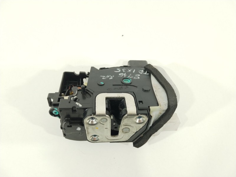 Recambio de cerradura puerta trasera derecha para hyundai ix35 classic 2wd referencia OEM IAM 814202Y000  