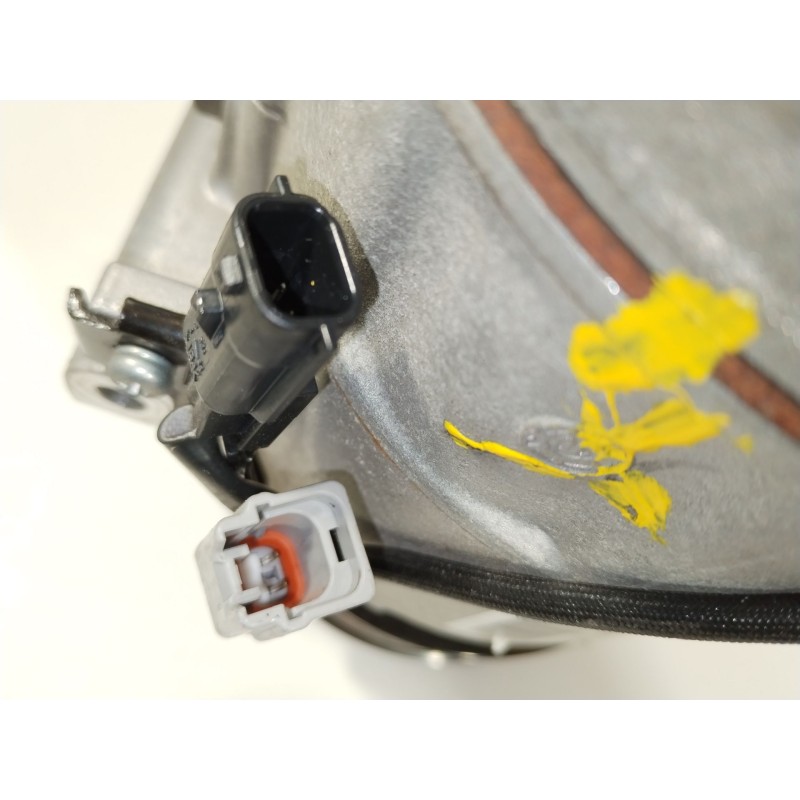 Recambio de compresor aire acondicionado para renault clio iv (bh_) 0.9 tce 90 referencia OEM IAM 926007741R  