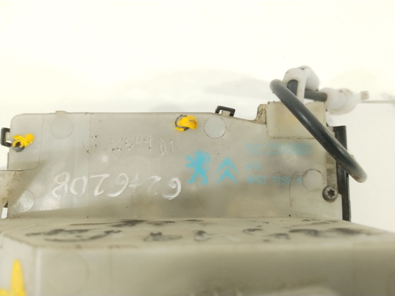 Recambio de cerradura puerta delantera izquierda para peugeot 208 1.5 blue-hdi fap referencia OEM IAM 9812500880  