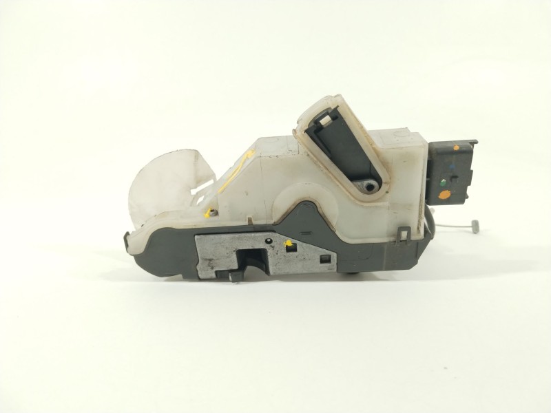 Recambio de cerradura puerta delantera izquierda para peugeot 208 1.5 blue-hdi fap referencia OEM IAM 9812500880  