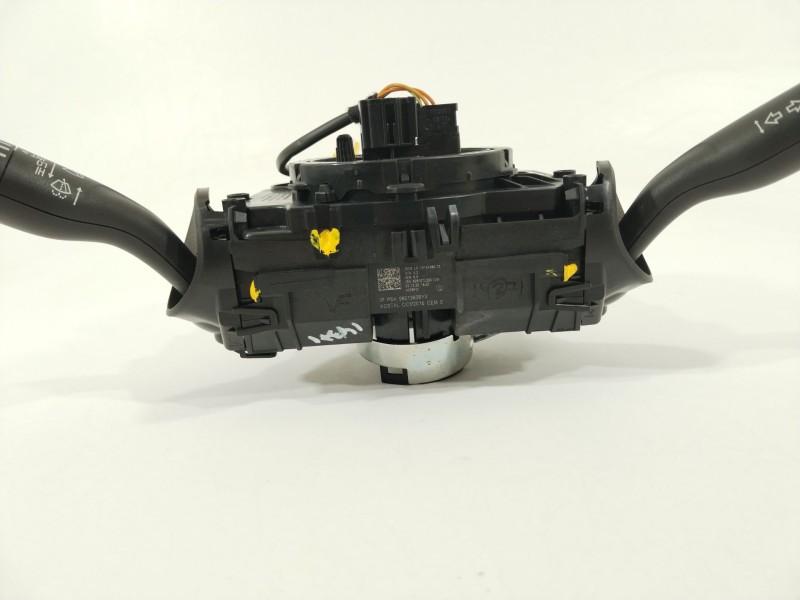 Recambio de mando intermitentes para opel corsa f (p2jo) 1.5 (68) referencia OEM IAM 98213639YX  