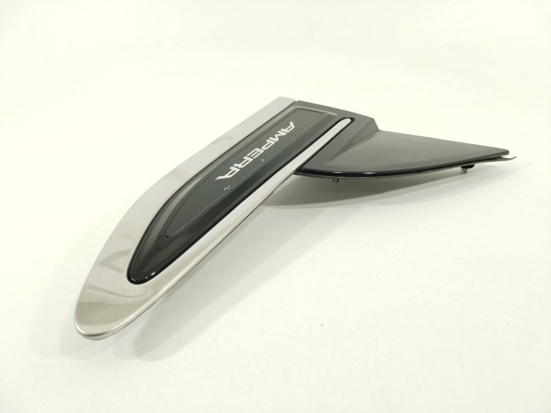 Recambio de moldura para opel ampera (r12) ev 150 referencia OEM IAM 20774121  20935240