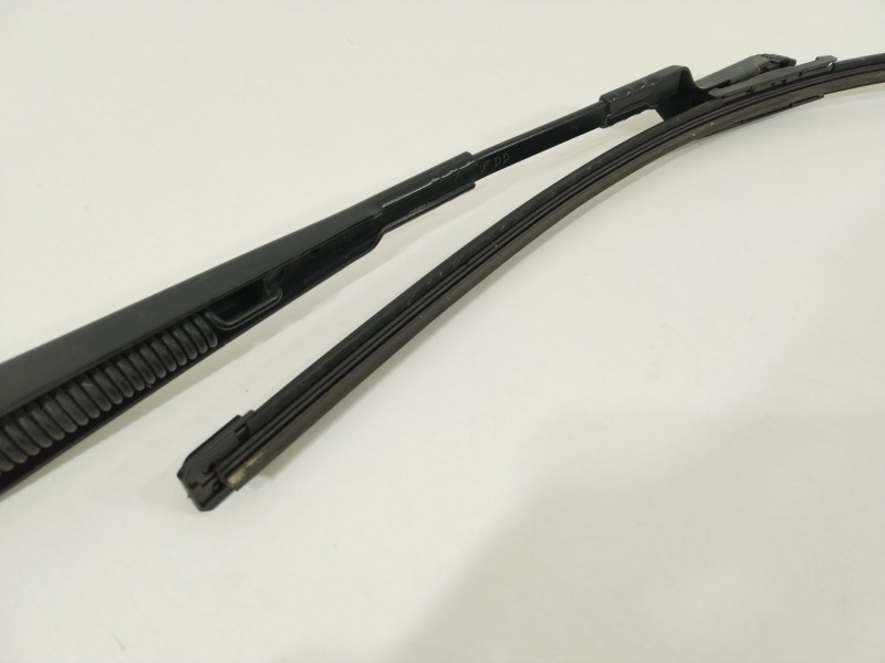 Recambio de brazo limpia delantero derecho para opel ampera (r12) ev 150 referencia OEM IAM 22742320  20987847