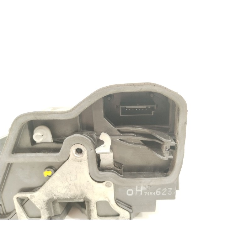 Recambio de cerradura puerta delantera izquierda para bmw serie 1 berlina (e81/e87) 120d referencia OEM IAM 7154623  51217202143