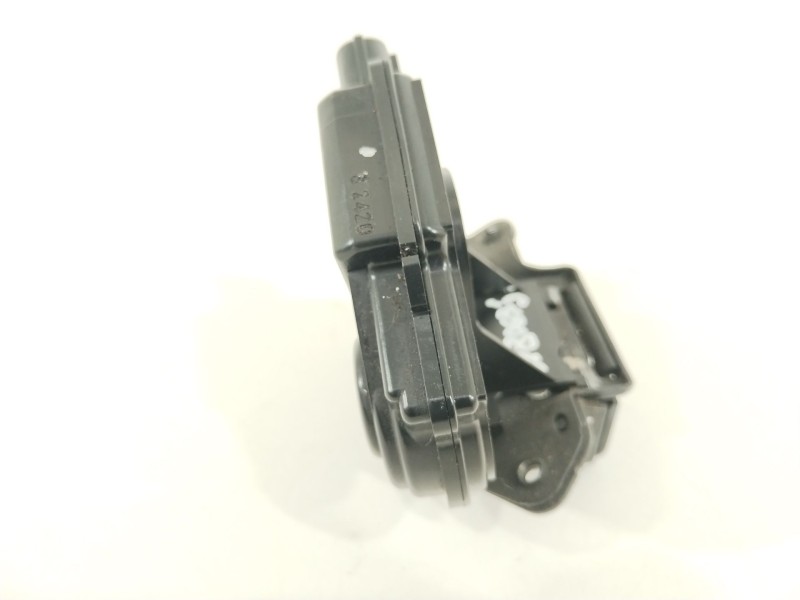 Recambio de cerradura maletero / porton para toyota auris luna+ referencia OEM IAM 6935002080  