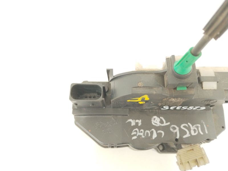 Recambio de cerradura puerta trasera derecha para chevrolet cruze lt referencia OEM IAM 13579566  