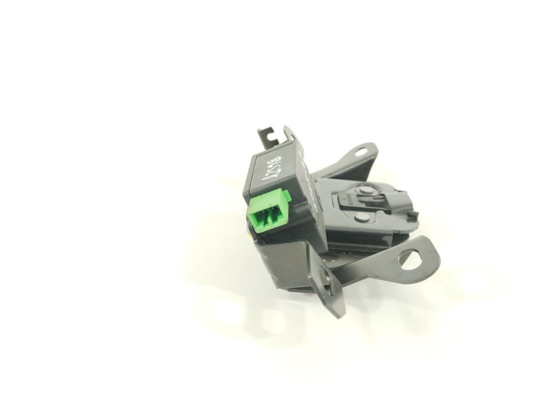 Recambio de cerradura maletero / porton para volvo c30 1.6 d drive kinetic referencia OEM IAM 30784739   Recambio de cerradura maletero / porton para volvo c30 1.6 d drive kinetic referencia OEM IAM 30784739