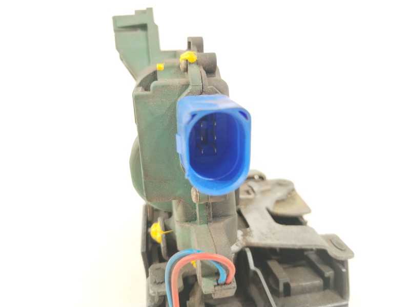 Recambio de cerradura puerta trasera izquierda para seat ibiza (6l1) 1.9 sdi referencia OEM IAM 3B4839015AG  