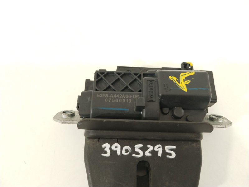 Recambio de cerradura maletero / porton para ford ka+ ultimate referencia OEM IAM E3B5A442A66DC  2020489