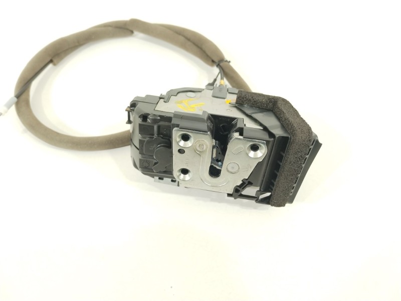 Recambio de cerradura puerta delantera derecha para nissan qashqai (j11) acenta referencia OEM IAM 805004EA2A  