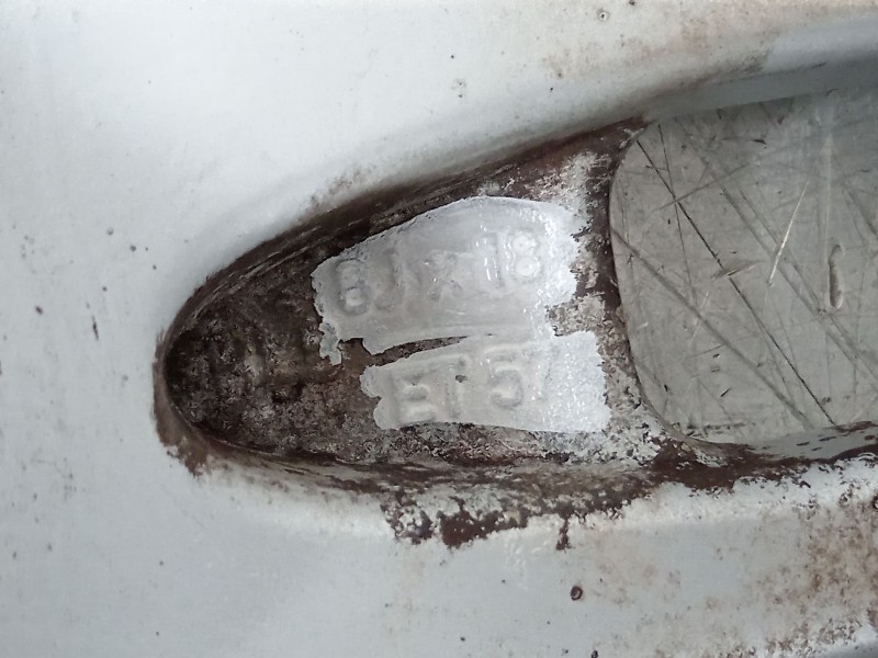 Recambio de llanta para porsche boxster (tipo 987) básico referencia OEM IAM 98736213600  