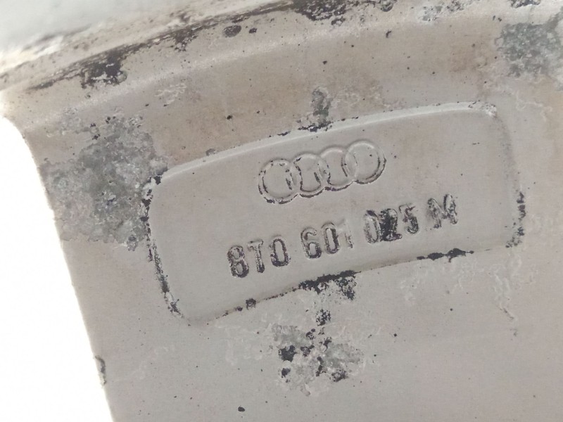 Recambio de llanta para audi a5 sportback (8t) 2.0 tdi (105kw) referencia OEM IAM 8T0601025  