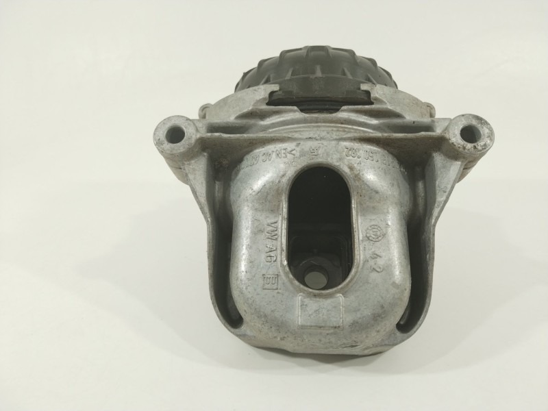 Recambio de soporte motor derecho para audi q5 (fyb, fyg) 35 tdi quattro referencia OEM IAM 4M0199372M  