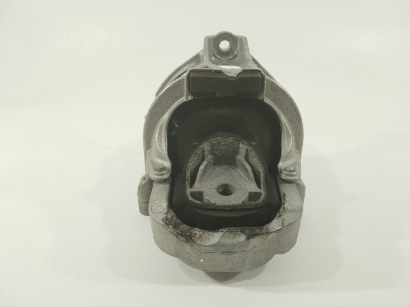 Recambio de soporte motor derecho para audi q5 (fyb, fyg) 35 tdi quattro referencia OEM IAM 4M0199372M  