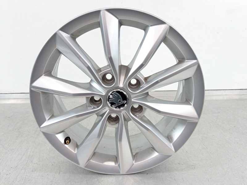 Recambio de llanta para skoda octavia iii combi (5e5, 5e6) 1.6 tdi referencia OEM IAM 5E0601025B  