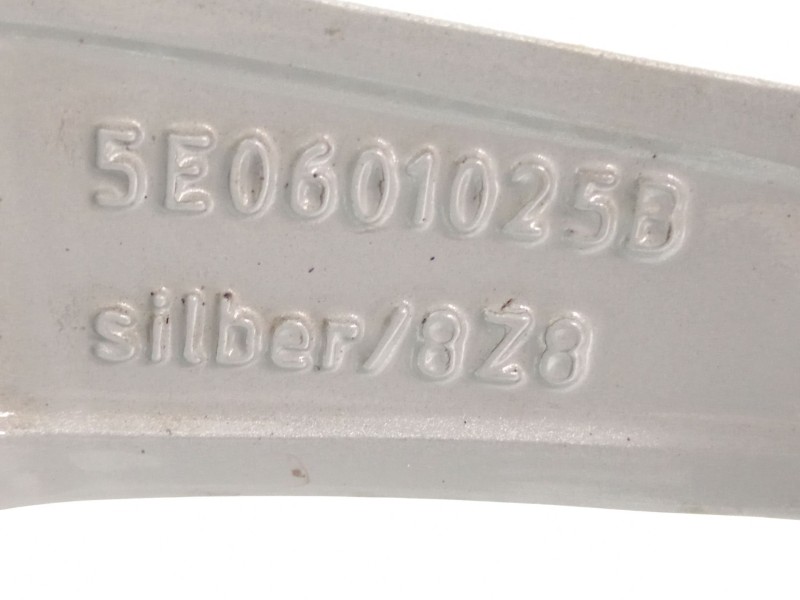 Recambio de llanta para skoda octavia iii combi (5e5, 5e6) 1.6 tdi referencia OEM IAM 5E0601025B  